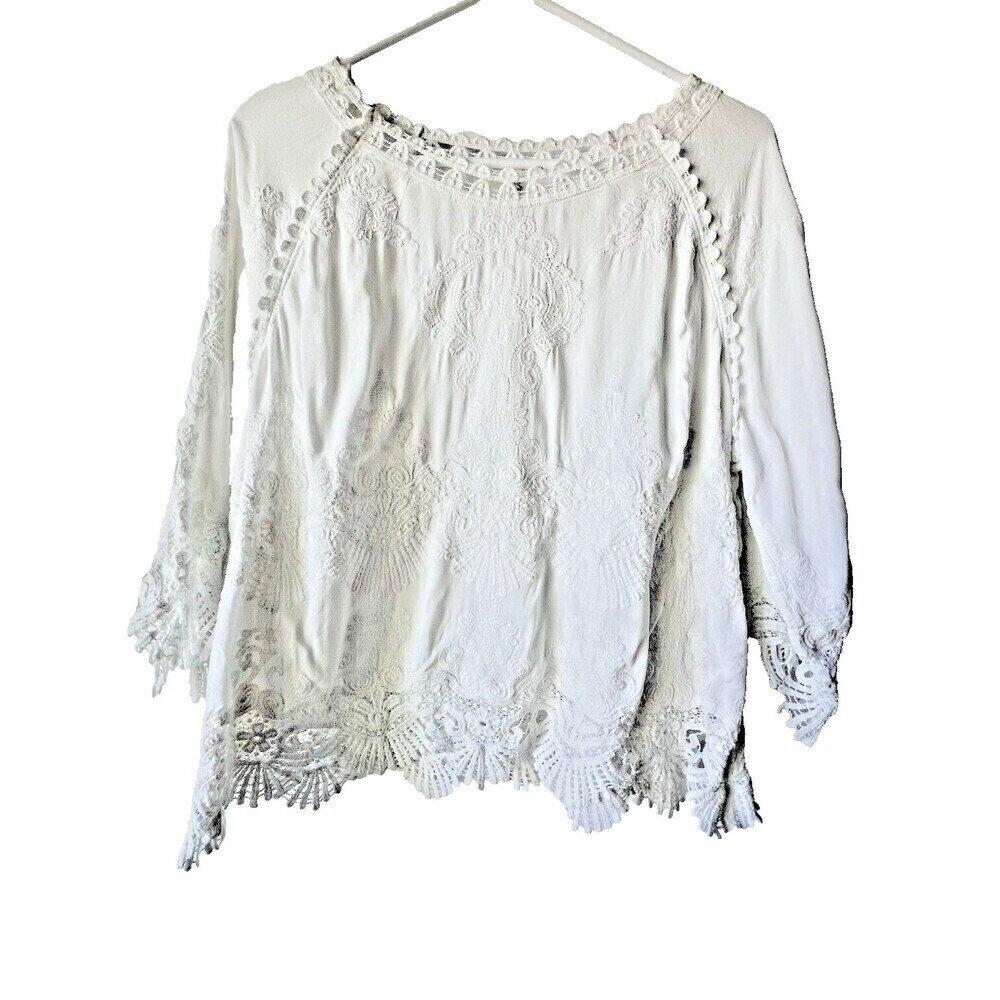 Womens white embroidered blouse top scoop neckline modern romantic size Ps